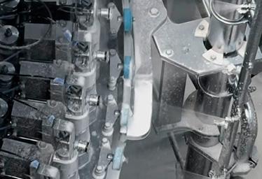 Czyszczenie zewnętrznych napełniarek EFC Czyszczenie zewnętrznych napełniarek EFC